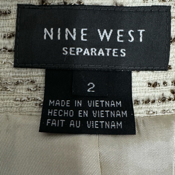 Nine West separates jacket, size 2, great fit and fabric. Very good condition - Picture 5 of 9